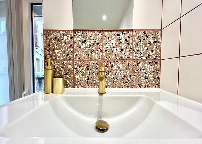 Apartment La Loge Parisienne, 300m Gare, Climatisation, Telepherique