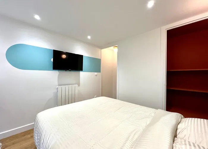 Apartment La Loge Parisienne, 300m Gare, Climatisation, Telepherique *